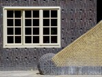 Gevel Zaanstraat, met stenen opgang.
              <br/>
              Gert-Jan Lobbes, 2020